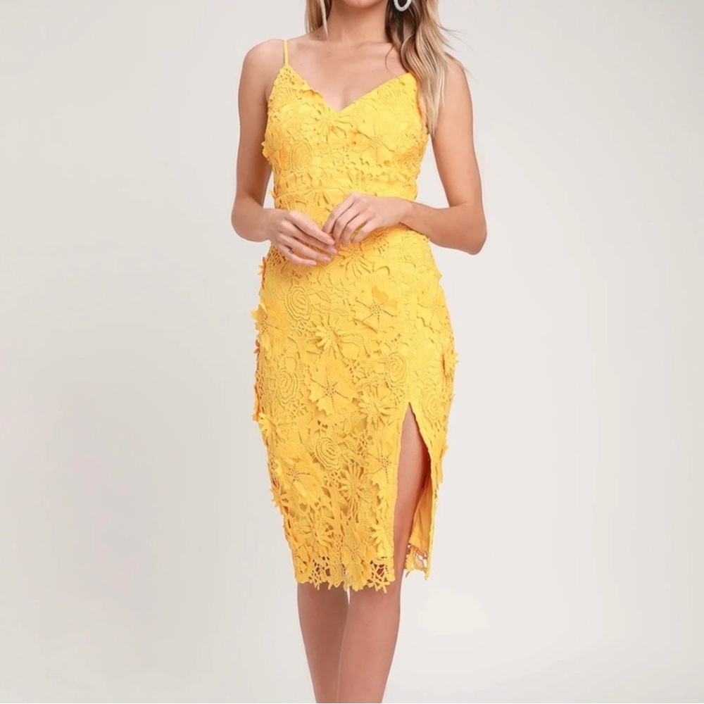 NWT Lulus yellow lace dress